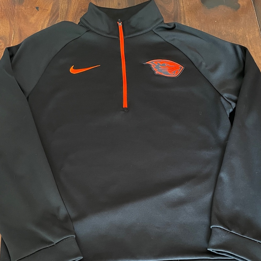 Nike Men’s Oregon State Beavers Black Half-Zip Pullover with Orange Accents